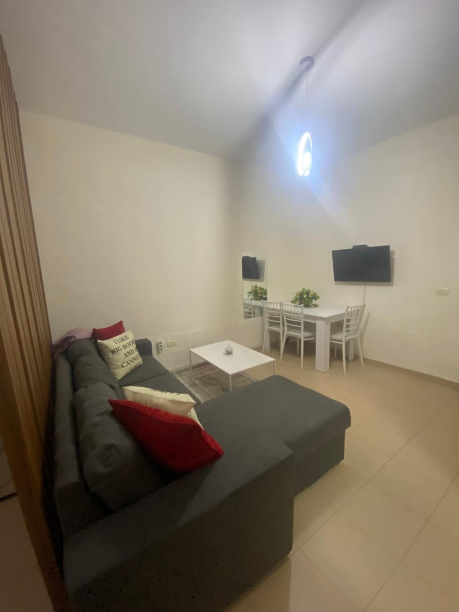 Chlo Apartment 4 Tirane Dış mekan fotoğraf